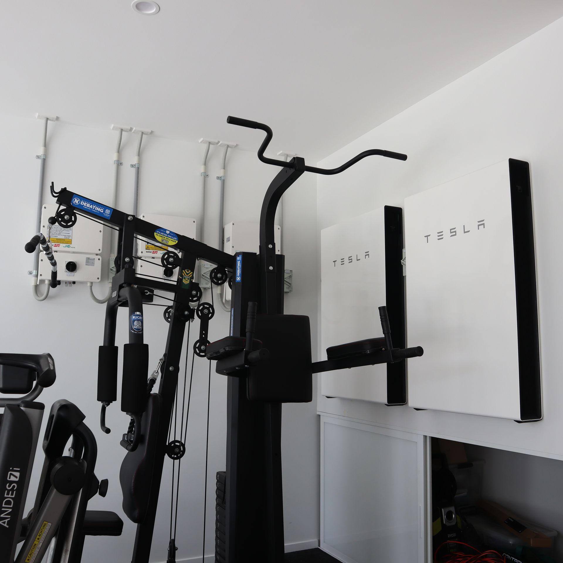 Clayfield Solar Hybrid System with Tesla Powerwall